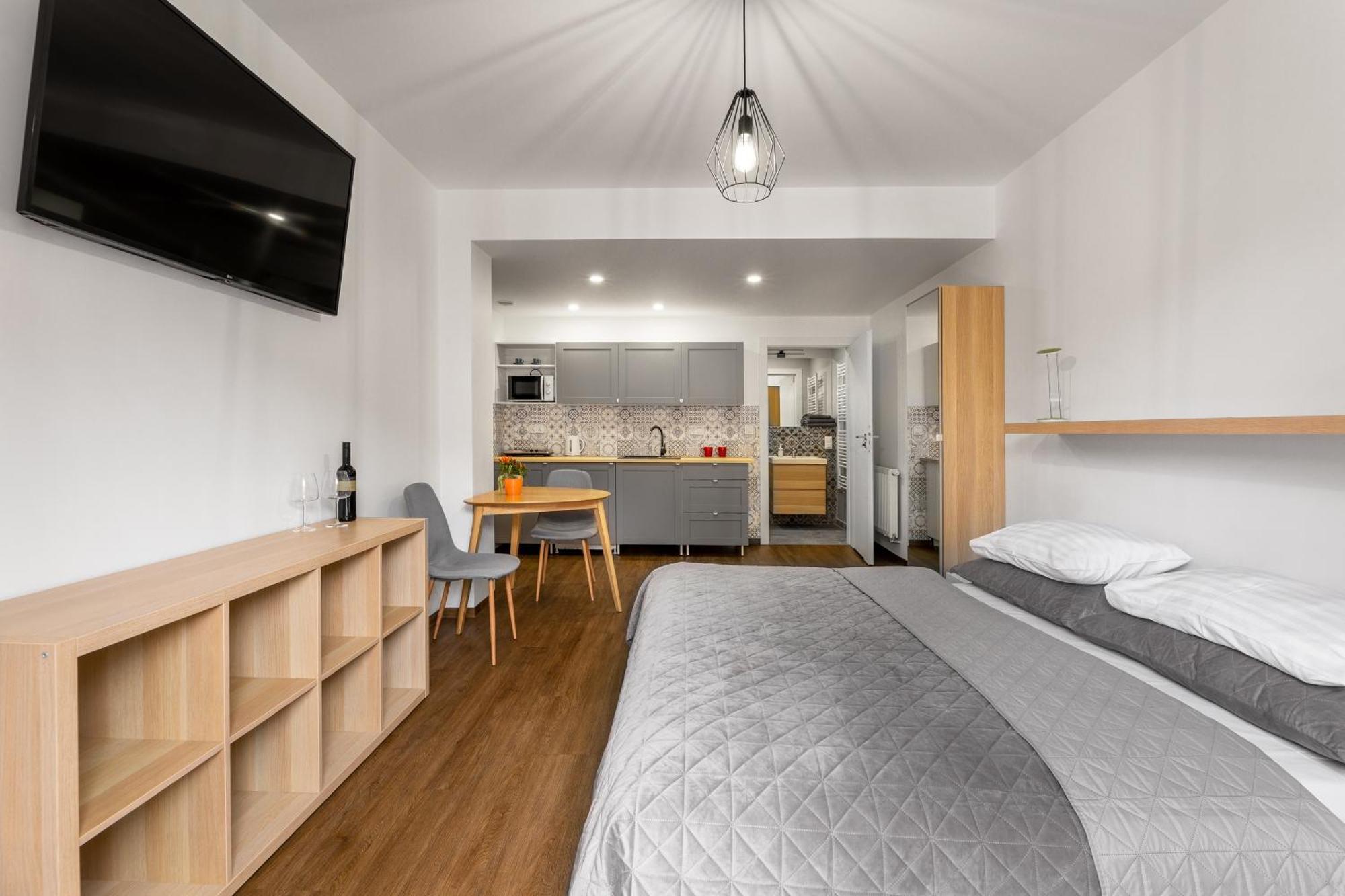 Apartamenty Wczasowa - Komfort Z Narciarnia Кудова-Здрой Стая снимка