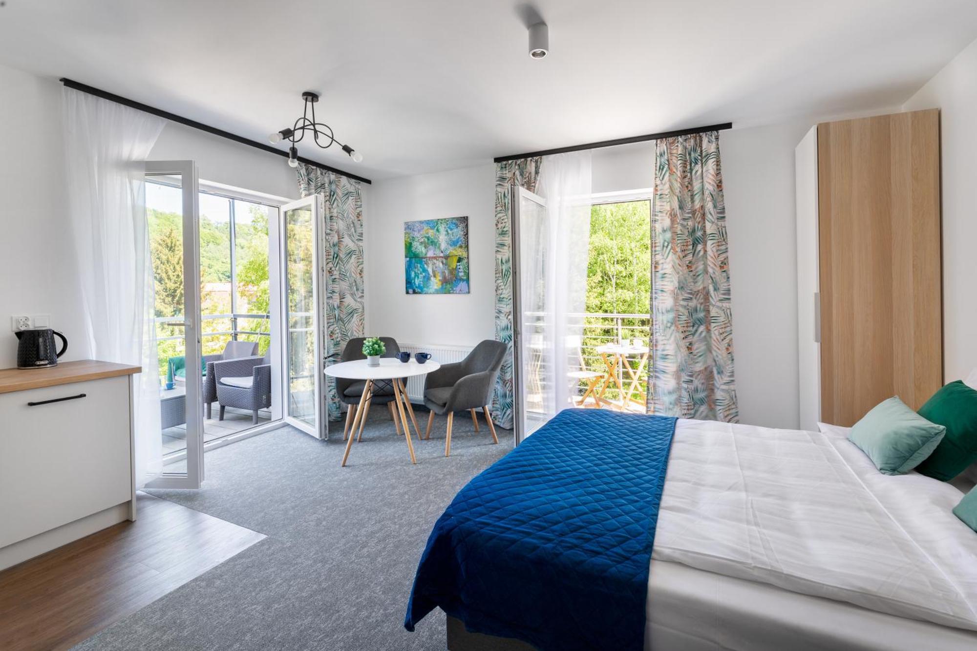 Apartamenty Wczasowa - Komfort Z Narciarnia Кудова-Здрой Екстериор снимка