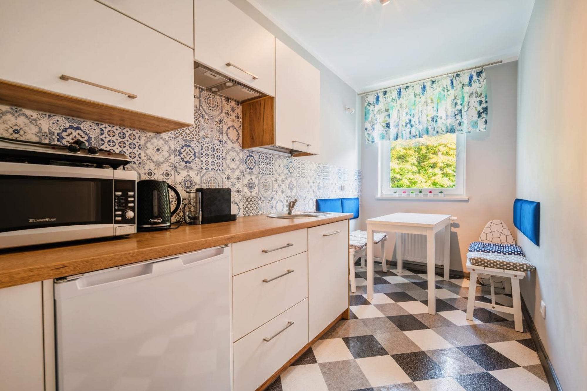 Apartamenty Wczasowa - Komfort Z Narciarnia Кудова-Здрой Екстериор снимка