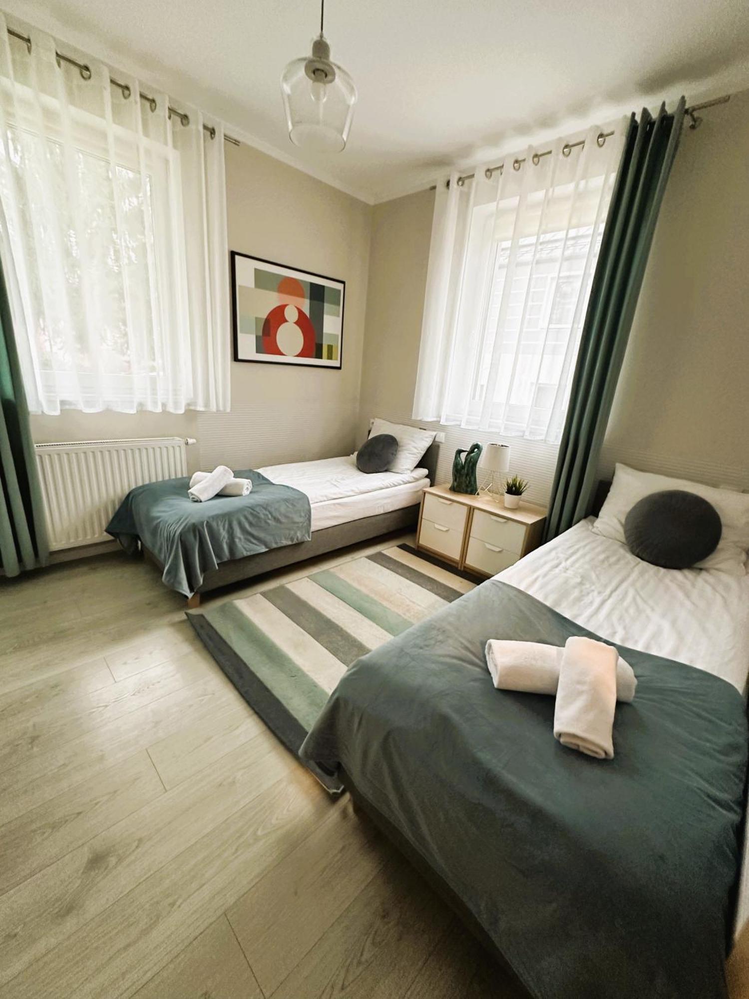 Apartamenty Wczasowa - Komfort Z Narciarnia Кудова-Здрой Екстериор снимка